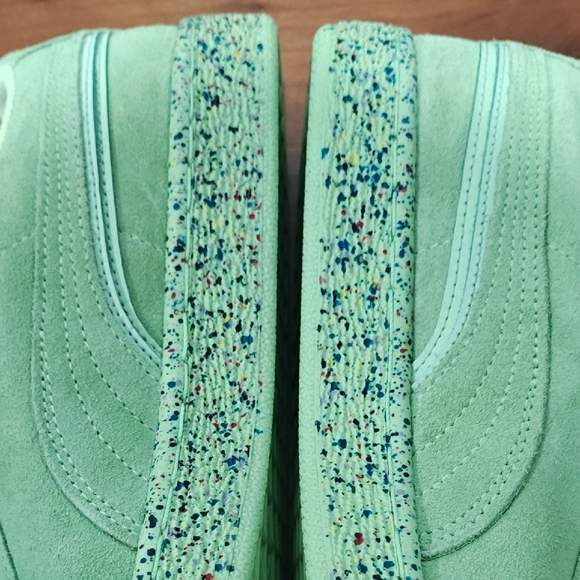 Puma Kids Suede Mono Triplex Neon Lace Up Sneakers Green - Picture 15 of 16